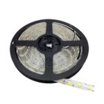 Led BANDA 5050 60 SMD/m 2700K IMPERMEABIL - 5m/rola