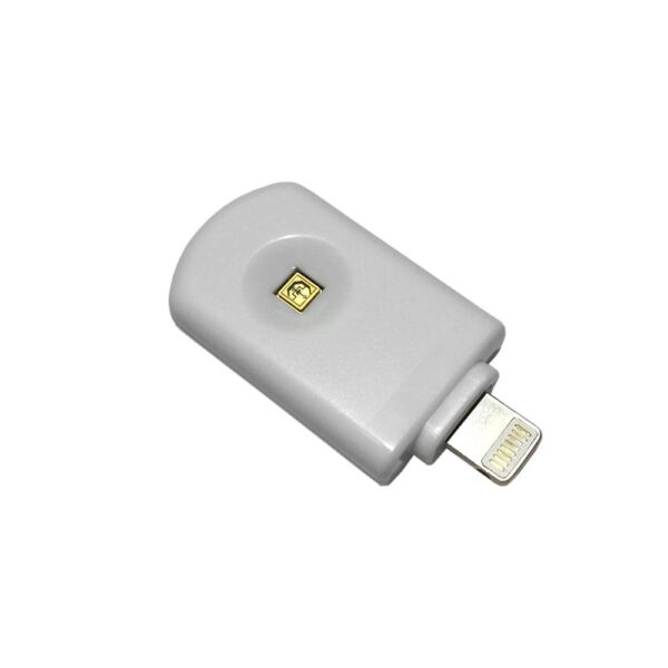 Adaptor pentru smartphone pentru dezinfecție cu LED UV